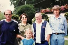 Bánovce nad Bebravou, rok 2000: Hynek Hochmut, rodina Ivančova, Josef Berka, František Čejka (2)